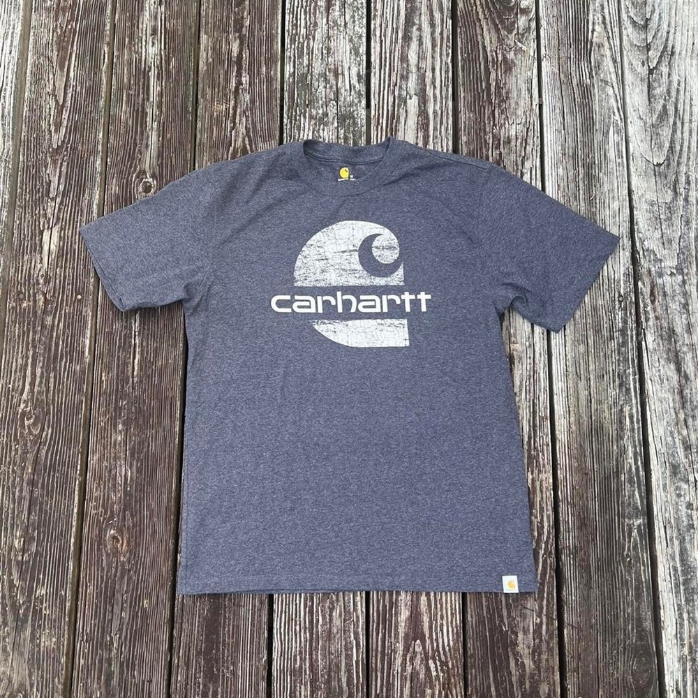 Carhartt graphic t shirt
Graphic with cracking on it looks intentional.